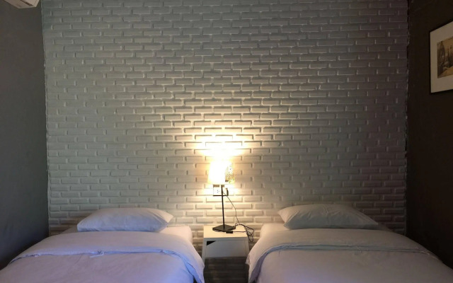 Nokhook House Trang - Hostel