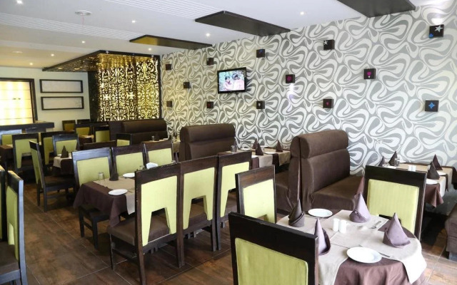 OYO Premium IVY Hospital