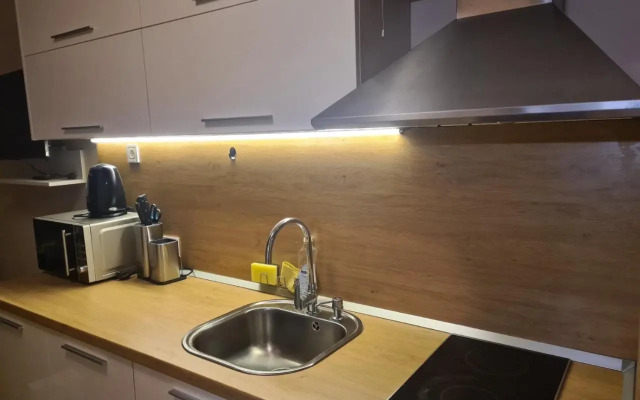 Borovets Semiramida A16