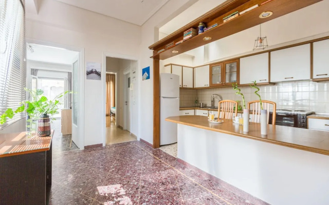 Happy Stay in Elegant & Bright Flat near Metro