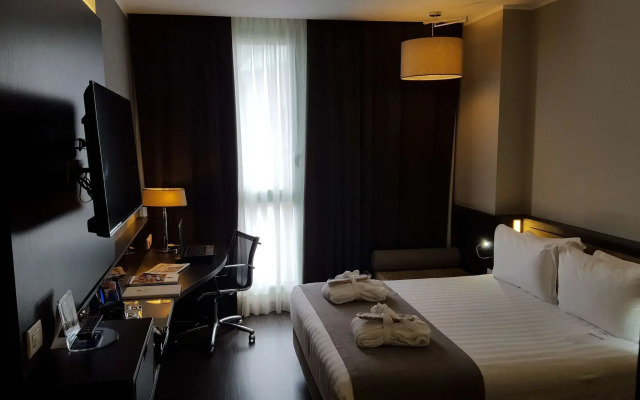 Best Western Premier CHC Airport