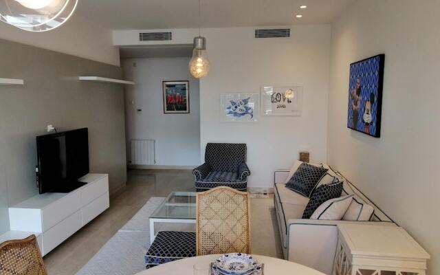 Luxueux Apt Avec Jardin et Garage Priv s Marsa