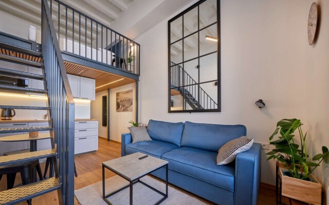 Queen Barbora Central Lofts