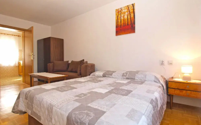Apartment 1638