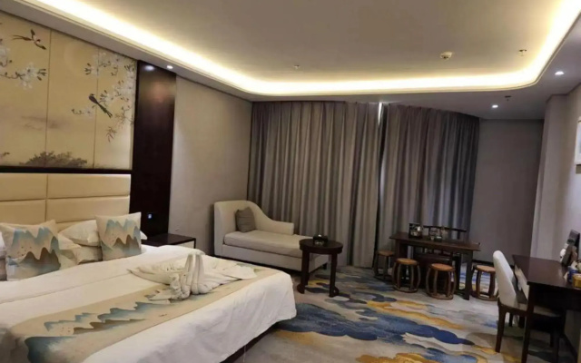 Hetian Huaya Hotel