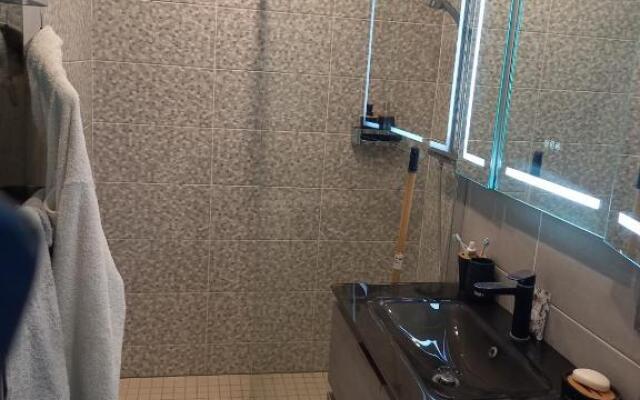 T2 Paisible Dans Un Cadre Arboree (Adults Only)