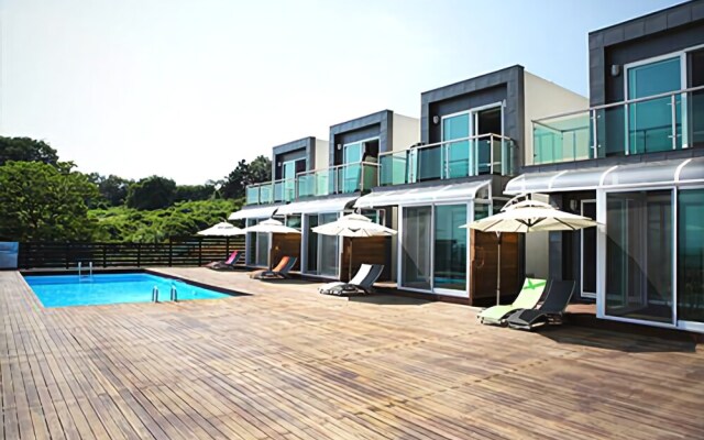 Ganghwa Romantic Cube Pension