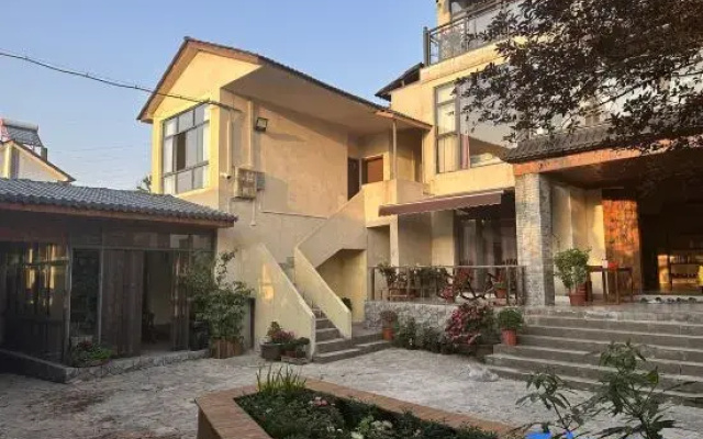 Lixiu Mountain Lodge