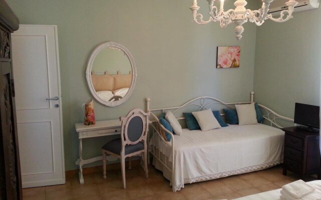Blue Dolphin Bed and Breakfast