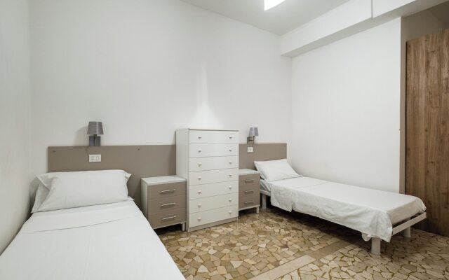 Piazza de' Calderini Apartment