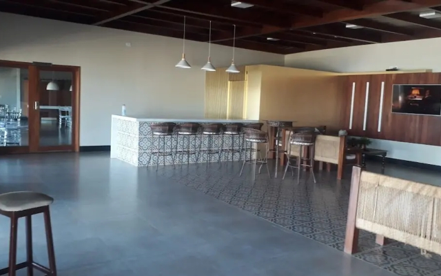 Taruma Tropical Hotel