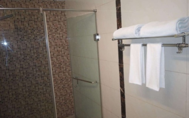 Venizia Sarovar Portico Delhi
