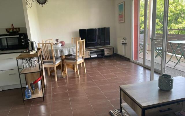 NICE 47 m with BALCONY near ARCACHON