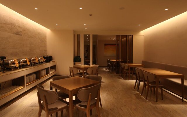Ji Hotel Shanghai Xujiahui Tianyaoqiao Road