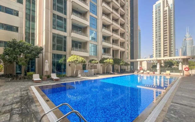2BR w Burj Khalifa View near Dubai Mall