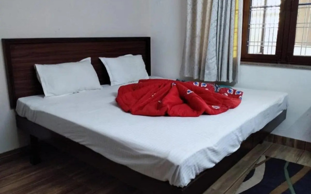 OYO Flagship 70214 Hotel Trilokesh Rooms Banquet