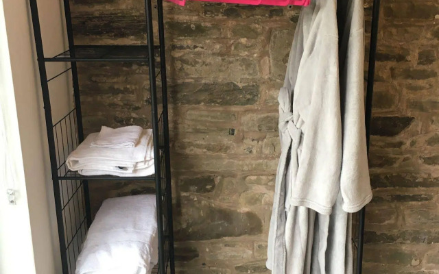 Windy Bank Hall - Holiday Home