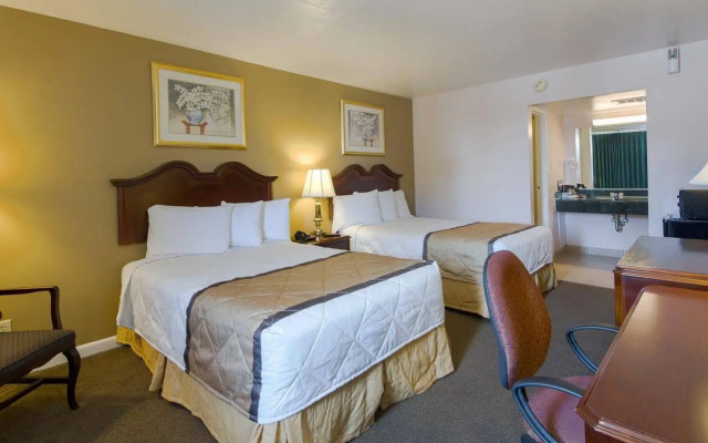 Travelodge by Wyndham Lynchburg