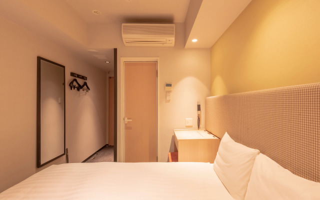 E Hotel Higashi Shinjuku