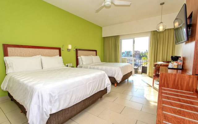Holiday Inn Huatulco by IHG