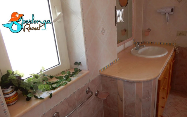 Casa Linda Sperlongaresort