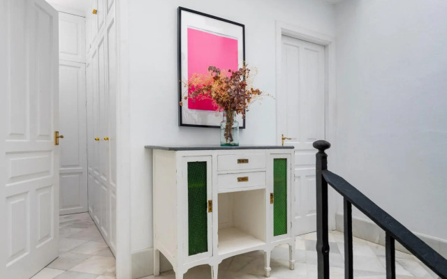 Magno Apartments Almirante Hoyos House