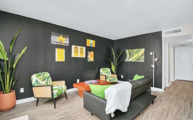 Tx Home Group - Uptown Galleria
