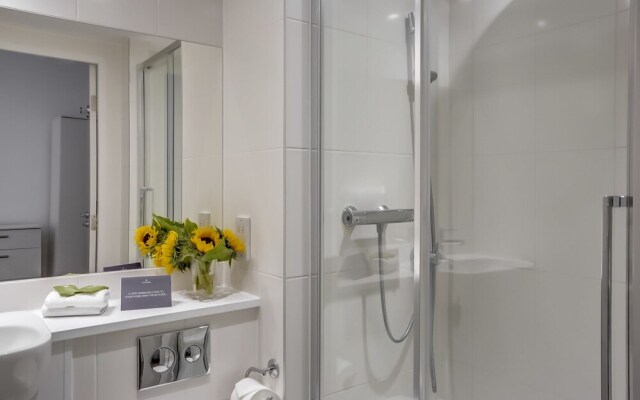 Wonderfully Bright 1BR Studio In Liverpool