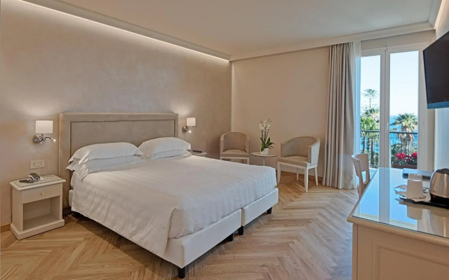 Hotel Paradiso