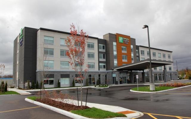 Holiday Inn Express & Suites Collingwood, an IHG Hotel