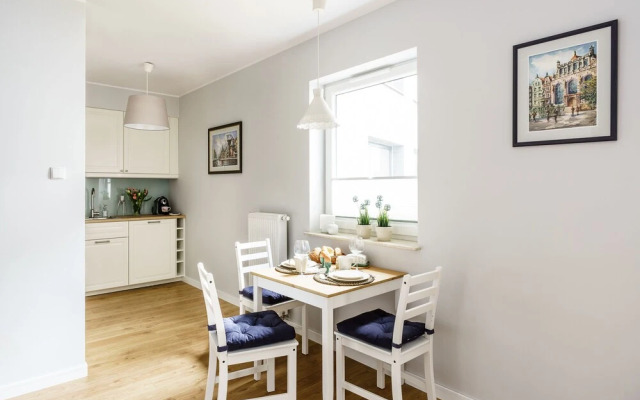 Marinus Apartments