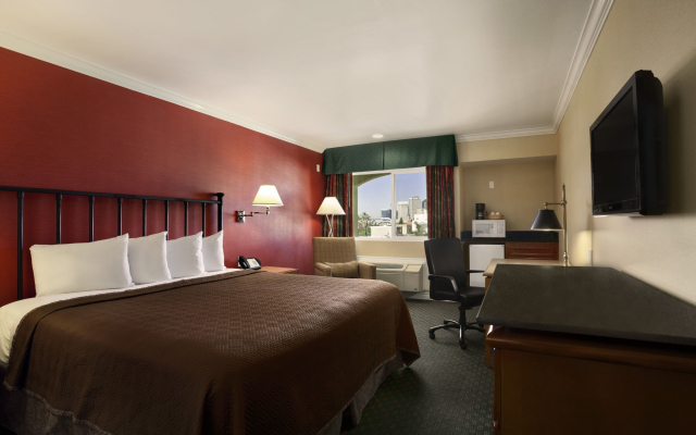 Travelodge by Wyndham Clovis