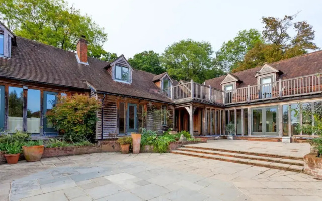 The Copse - From 1100 Per Night