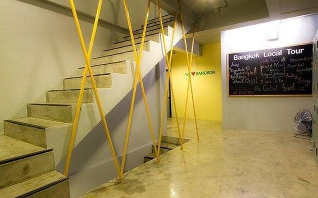 We Bangkok Hostel
