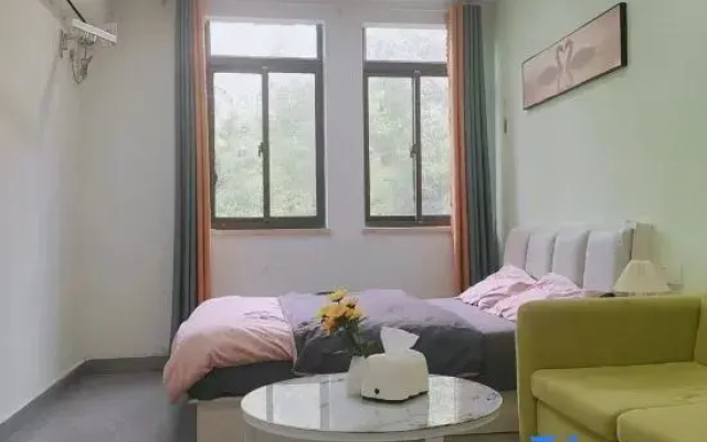 Tanghe Apartment