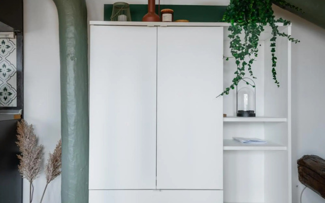 * The Sky-View Studio * in Cozy Boho Style