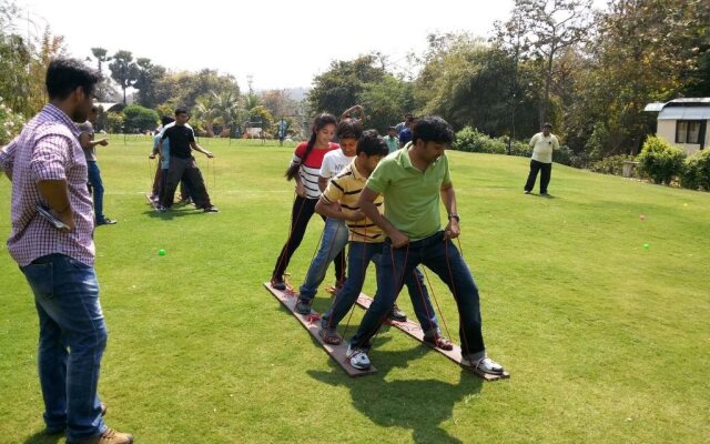 Maple House by Villa Istana Bunga