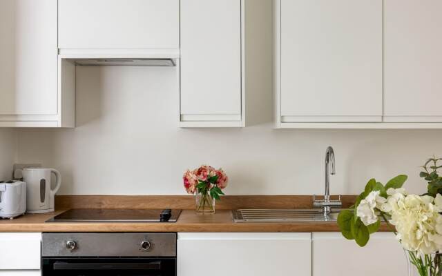 Beautiful 1 Bedroom Apartment With a Garden in Fulham