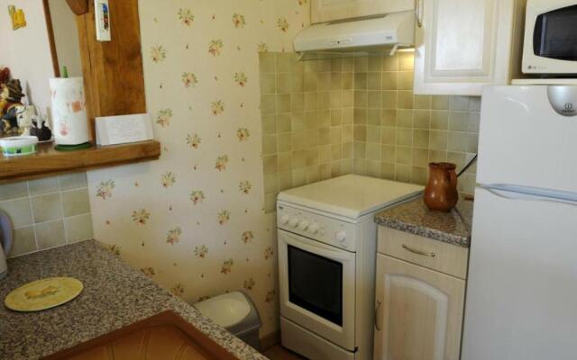 Gîte Rouilly-Sacey, 3 pièces, 4 personnes - FR-1-543-46