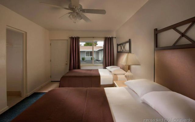Santa Monica Hotel