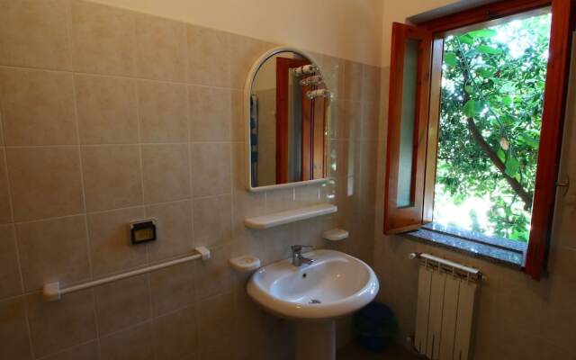 Modern Holiday Home in Ricadi with Terrace