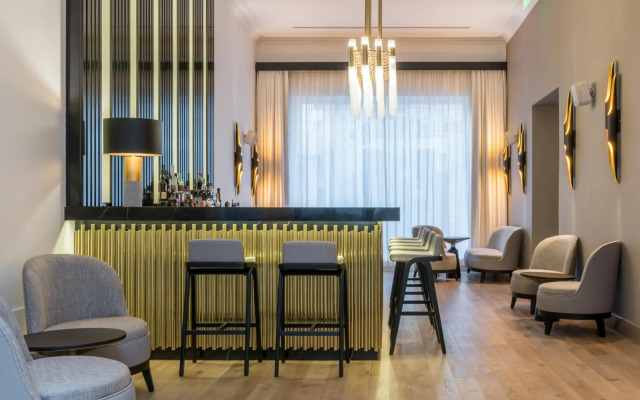 S Paul Hotel
