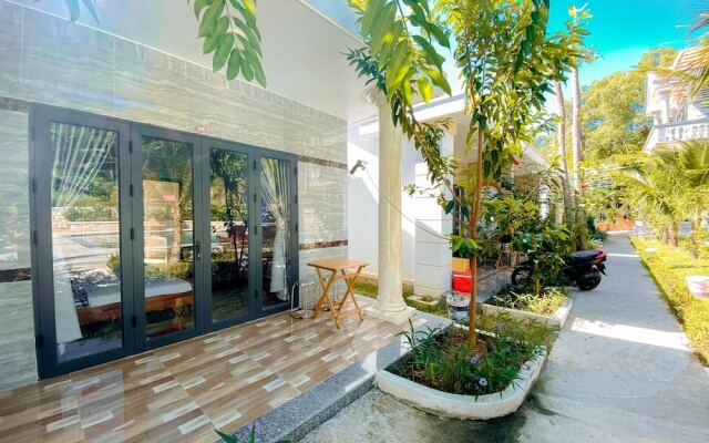 Oyo 642 Phu My Hung Bungalow