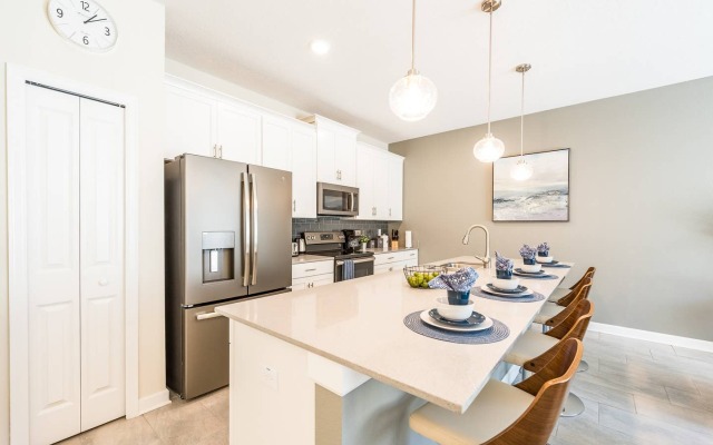 Spacious house near Disney with private pool