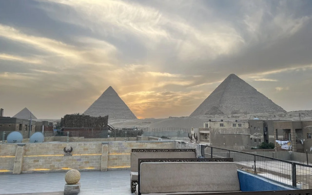 Pyramids View Studios