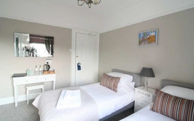 Ferndale Lodge