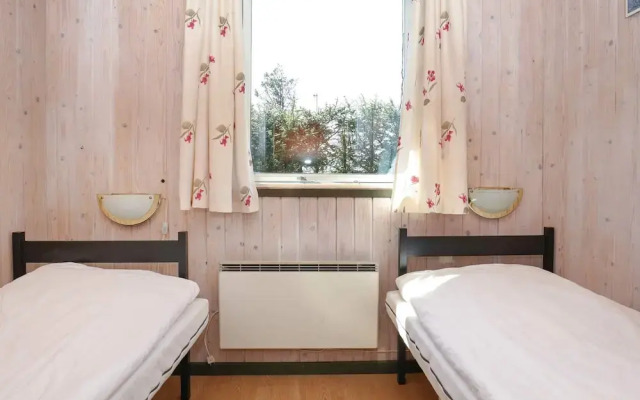 6 Person Holiday Home in Lokken-by Traum