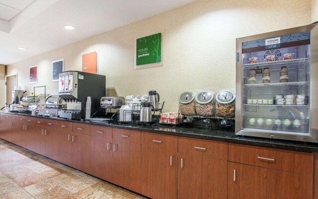 Comfort Inn & Suites Atoka-Millington