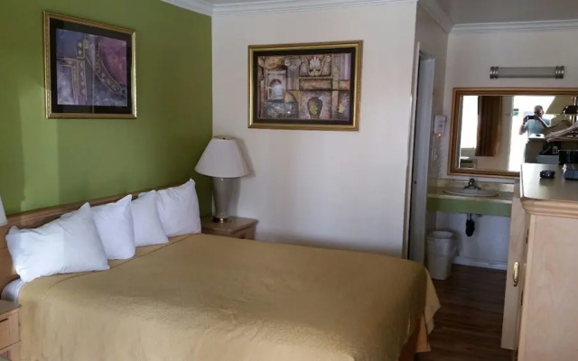 Kelseyville Motel