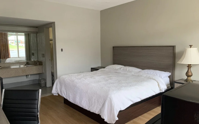 Hotel Petersburg VA I-95 South